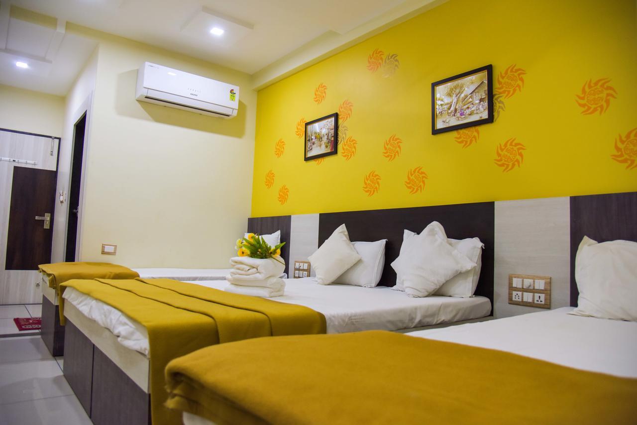 Hotel Tulsi Residency Bhuj Eksteriør billede