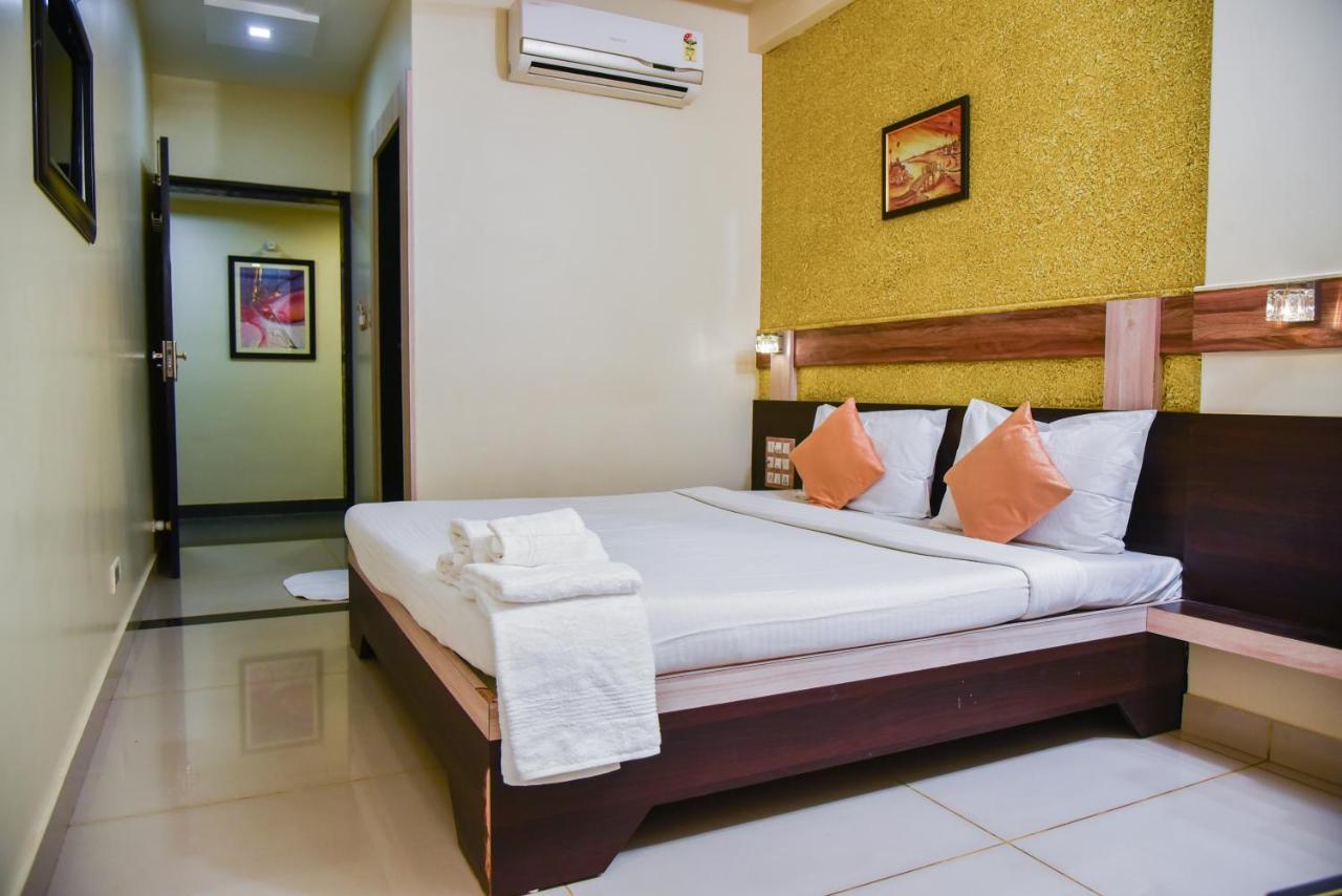 Hotel Tulsi Residency Bhuj Eksteriør billede
