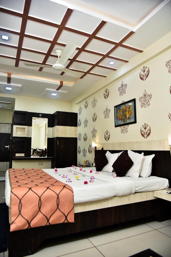 Hotel Tulsi Residency Bhuj Eksteriør billede