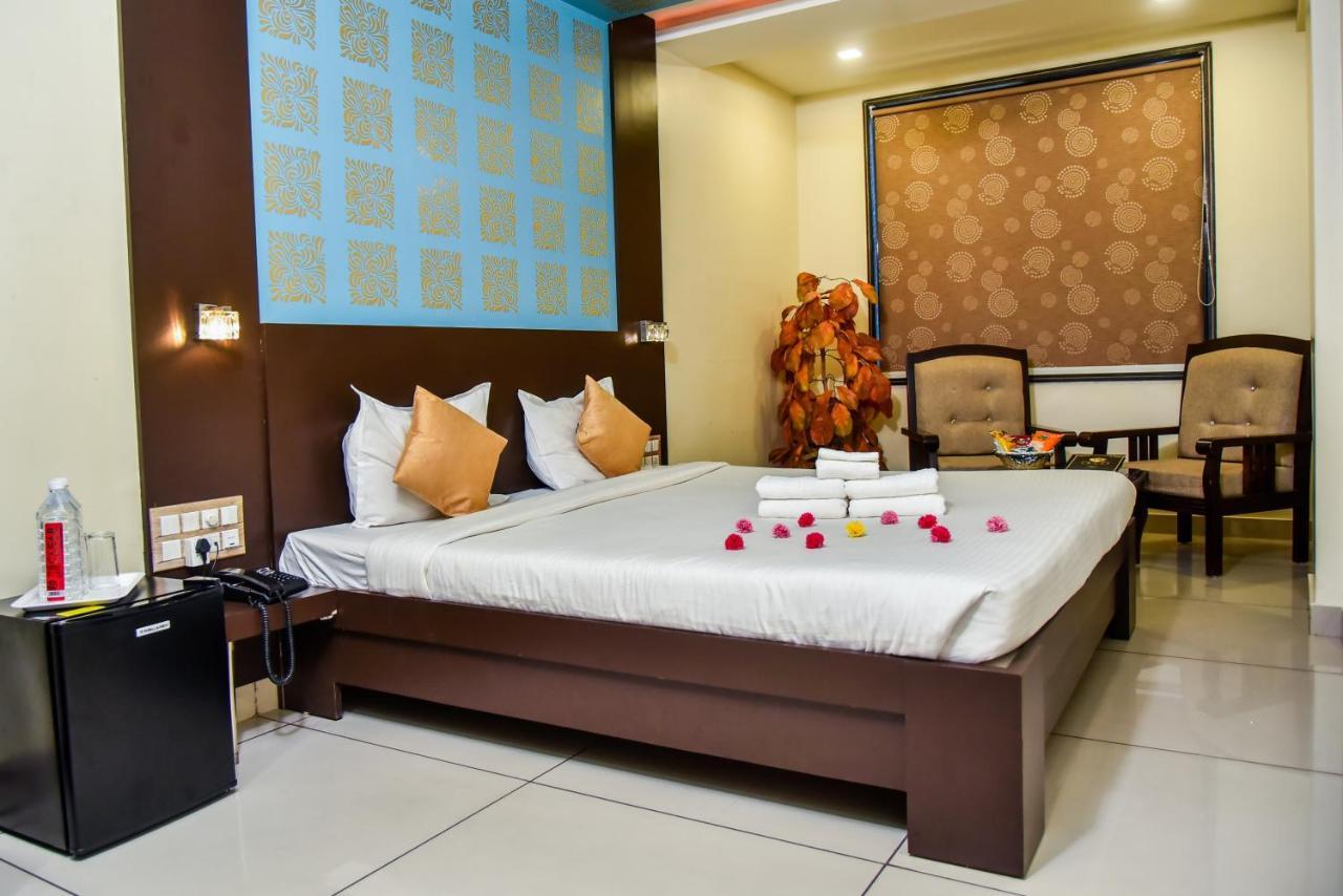Hotel Tulsi Residency Bhuj Eksteriør billede